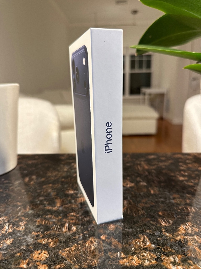 Apple iPhone 17 Pro Max 256GB ✅UNLOCKED✅SHIPS TODAY✅SEALED✅WORLDWIDE SHIPPING✅