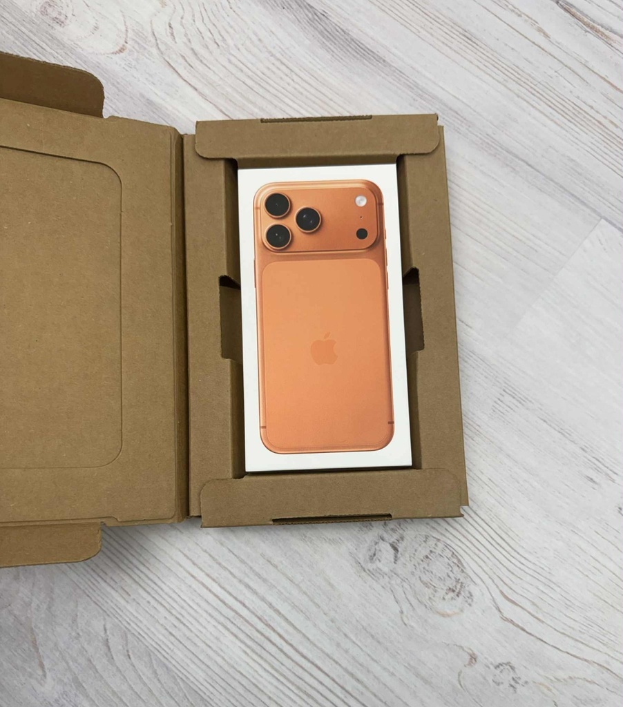 Apple iPhone 17 Pro Max 256GB US Version ESIM Unlocked (Cosmic Orange)